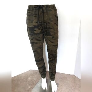 FREE PLANET Cotton Spandex Blend Camouflage Stretch Jogger Pants Size 2X